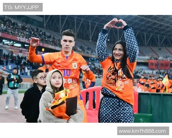 如何通过活动和社交媒体见到心仪的足球明星并与之互动